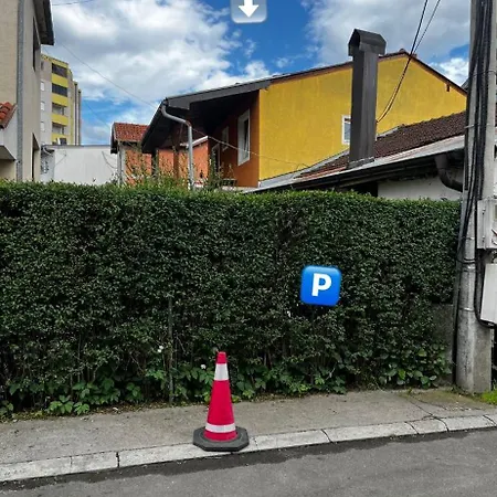 Prva Apartment *